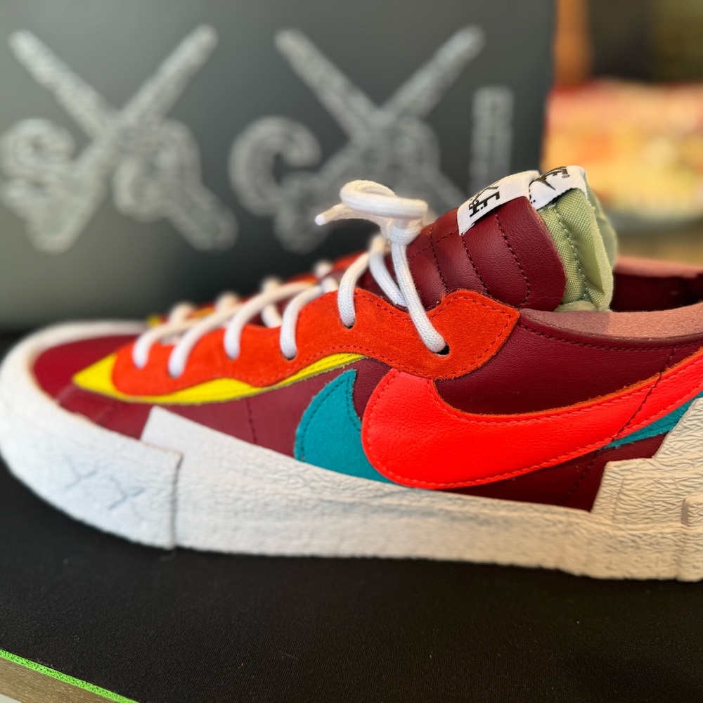 KAWS × sacai × Nike Blazer Low in “Team Red” - Picture 4 of 11
